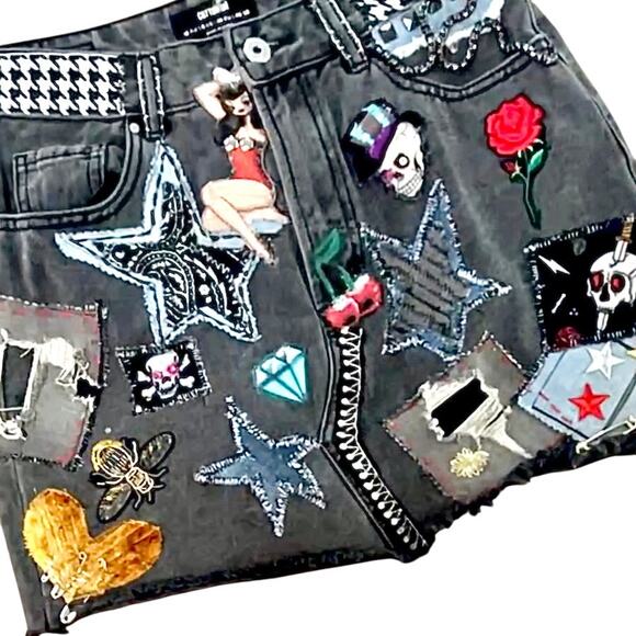 Women's Cotton On Black Denim Mini Skirt , Reworked, skulls, stars, patches pins - Picture 6 of 8